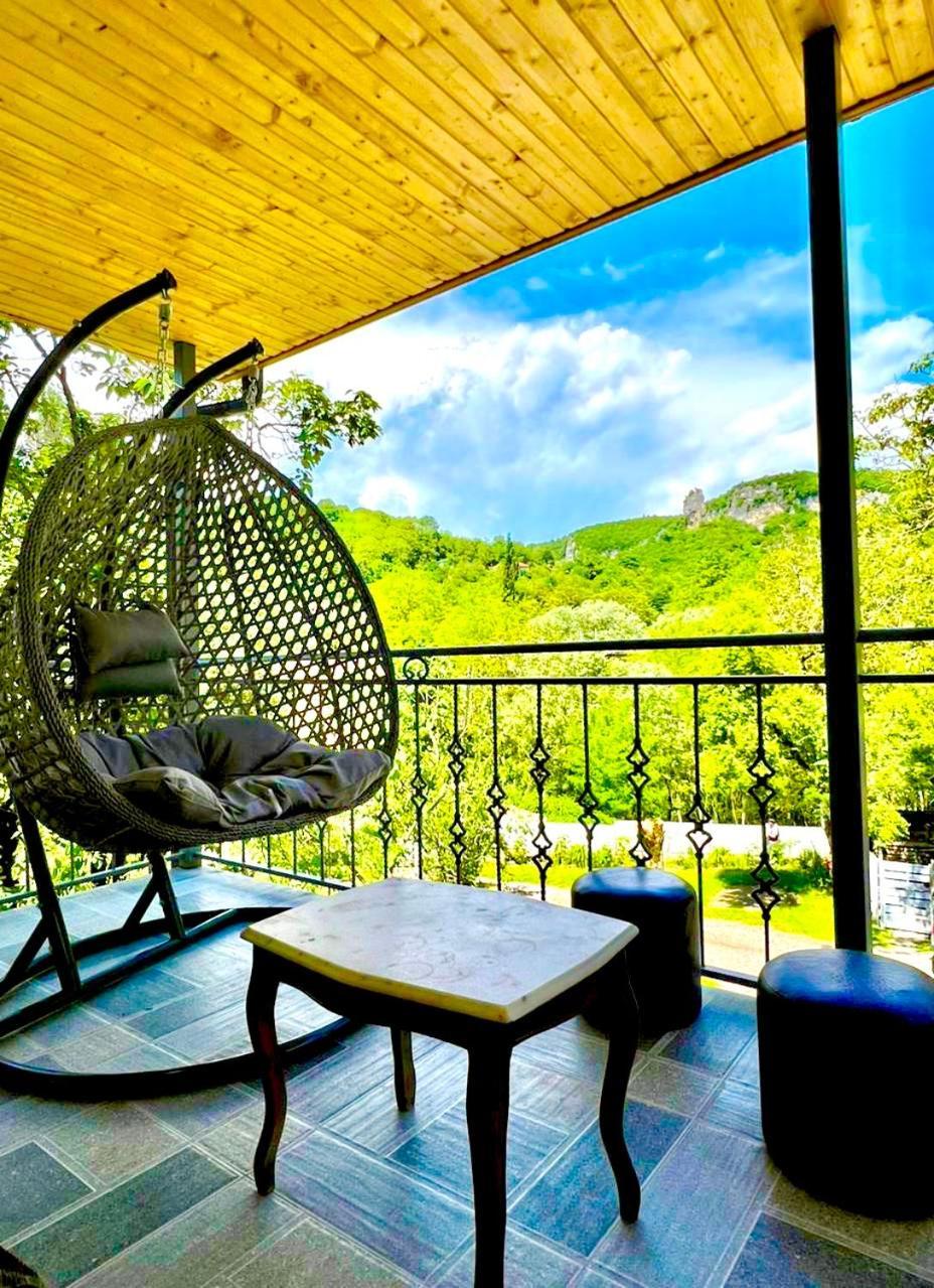 Butichi Guest House Chiatura エクステリア 写真