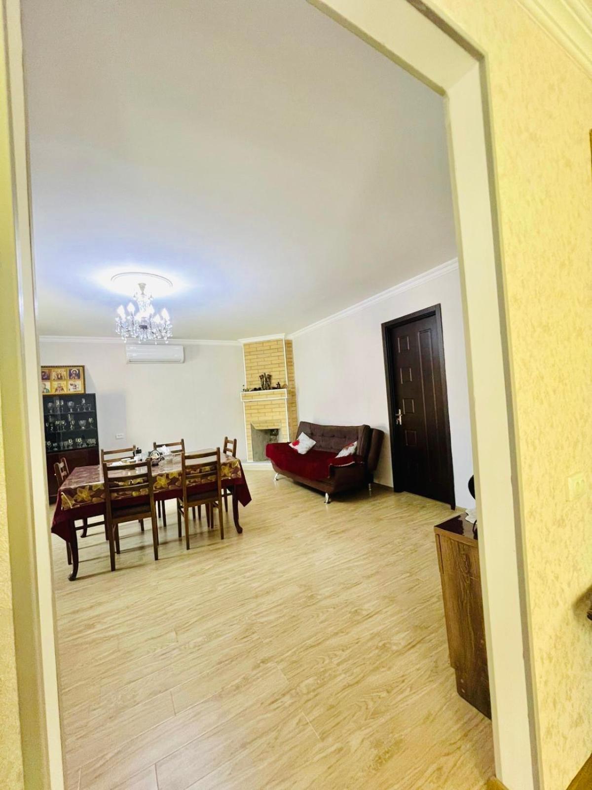 Butichi Guest House Chiatura エクステリア 写真