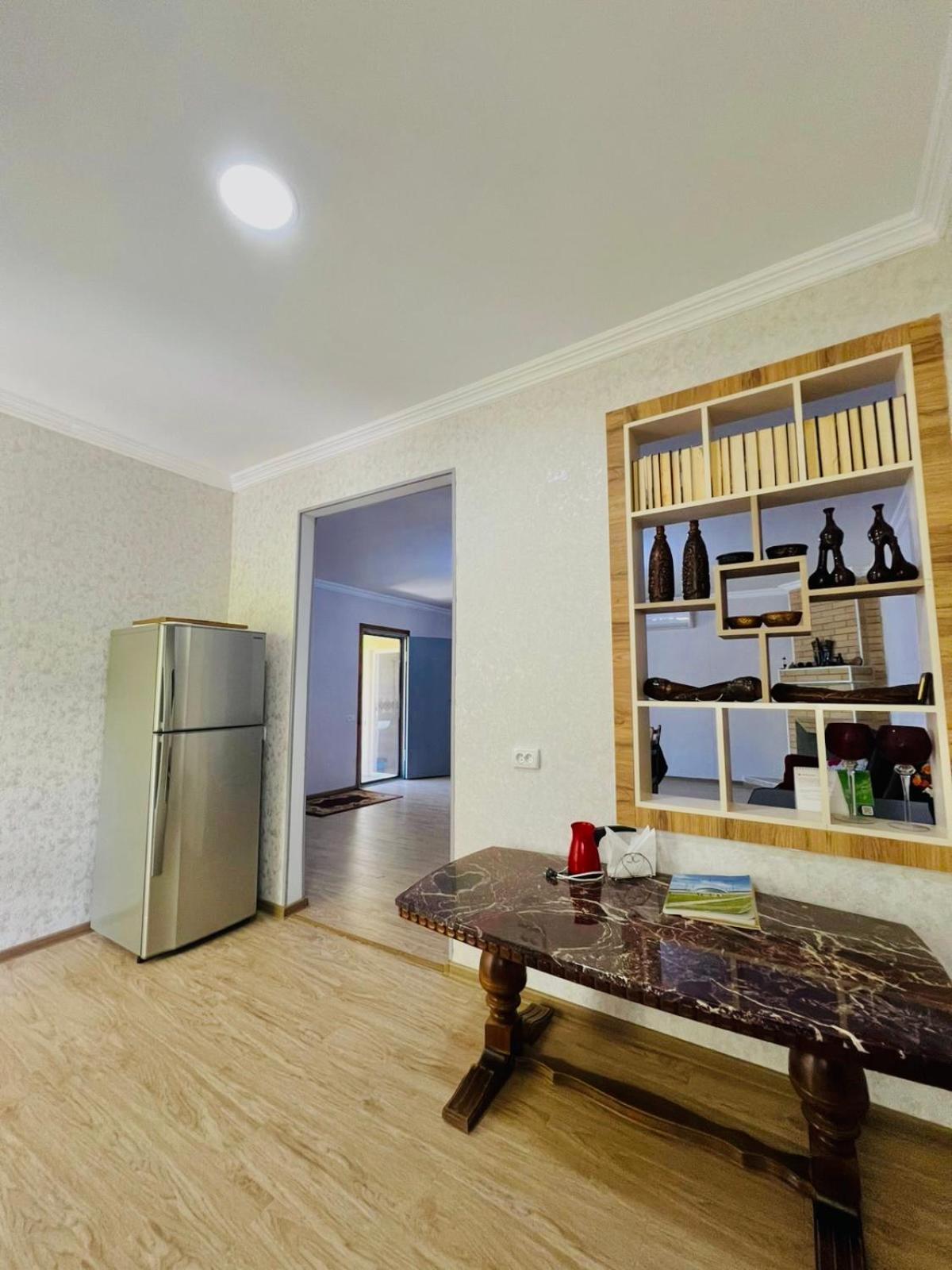 Butichi Guest House Chiatura エクステリア 写真